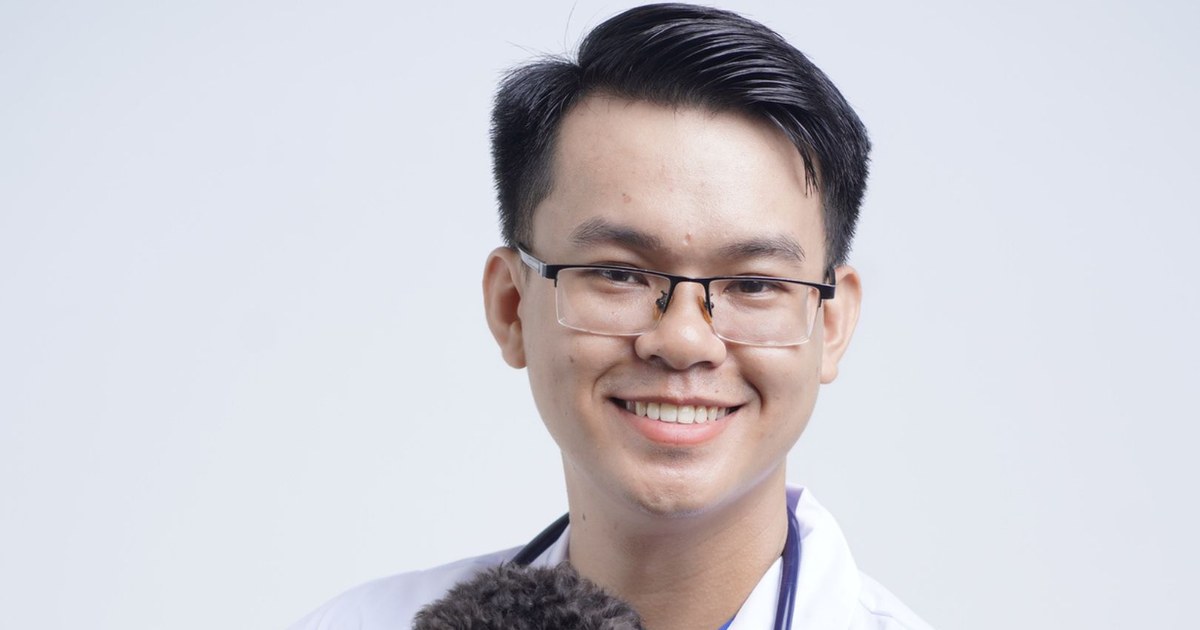 Bác sĩ Trung là ai?